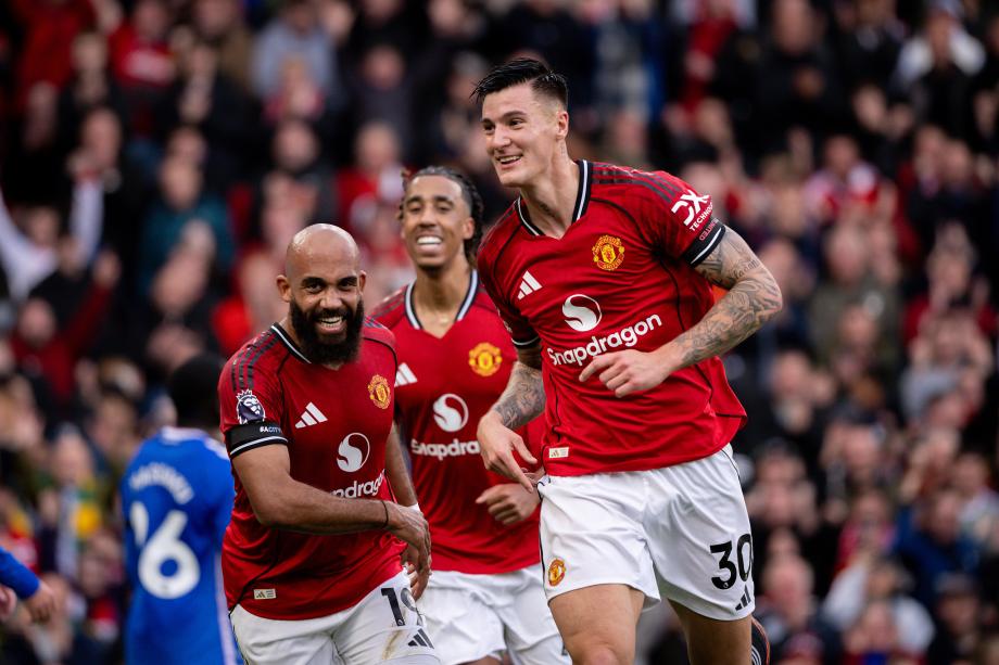 [图]英超-芒特舍什科立功 曼联2-0打败桑德兰